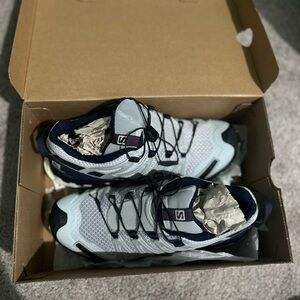 Salomon women’s hiking shoes